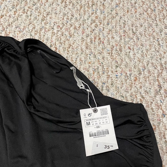 Zara asymmetrical bodysuit - Picture 2 of 4